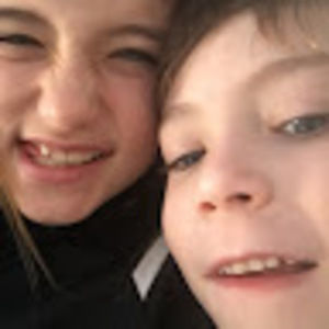 Meet your Posher, Sharon